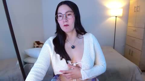 ChloeIndependient model online show from March 2026 02:45:01 PM