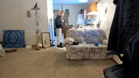 Kaiku77 online show from December 2025 06:49:01 PM