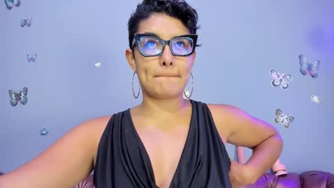 kaira_mosse_ online show from October 2025 11:00:01 AM