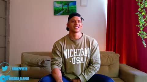 Snapshot of kale_tomson chatting on June 2026 02:32:02 PM kale thomson online show from June 2026 02:32:02 PM