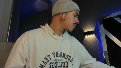 Kale online show from November 2025 11:49:01 AM