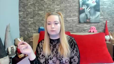 kalindahot online show from October 2025 06:17:01 PM