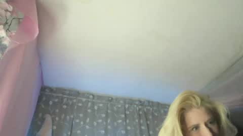Snapshot of kaliraynex chatting on June 2026 10:15:01 AM kaliraynex online show from June 2026 10:15:01 AM