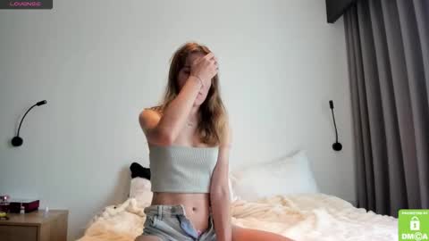 Kalisee  online show from December 2025 05:46:02 AM