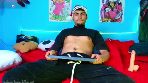 K A L I online show from December 2024 06:21:02 AM