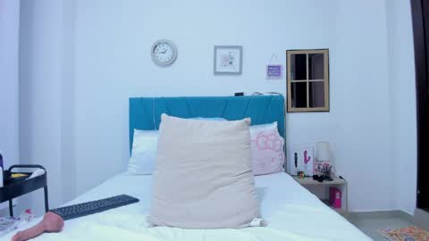 Kamilalopez online show from April 2026 01:06:02 AM