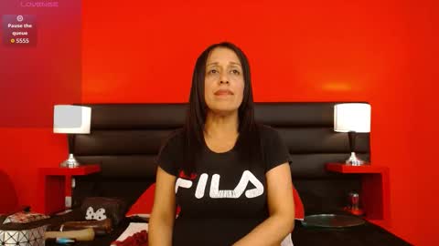 Kami online show from November 2025 08:29:01 PM