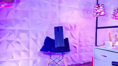 kamila online show from March 2026 11:22:02 AM