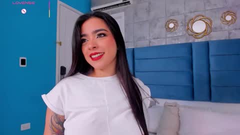 Snapshot of kamilabetancourt chatting on May 2026 04:34:01 PM Kamila Betancourt online show from May 2026 04:34:01 PM