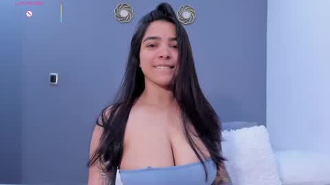 Snapshot of kamilabetancourt chatting on July 2026 11:45:02 AM Kamila Betancourt online show from July 2026 11:45:02 AM