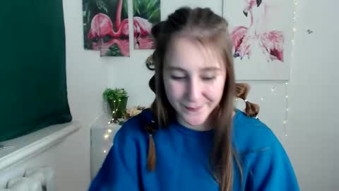 kamilla_love_ online show from October 2025 01:23:04 PM