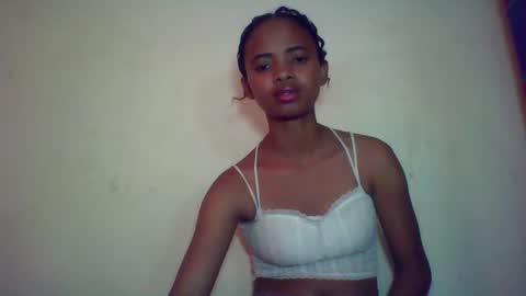 kamillah69 online show from November 2025 06:34:02 AM