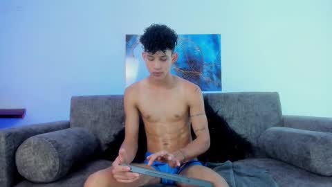 Kami online show from November 2025 06:41:02 PM