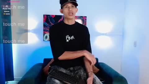 Kami online show from February 2026 06:26:01 PM