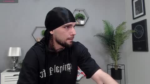 Snapshot of kanehunter chatting on April 2026 07:58:01 PM Kane online show from April 2026 07:58:01 PM