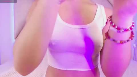 Cami online show from September 2025 12:05:01 PM