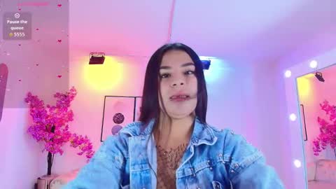 Kaori online show from November 2025 12:27:02 PM