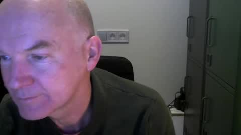 Robbie online show from February 2025 06:45:01 AM