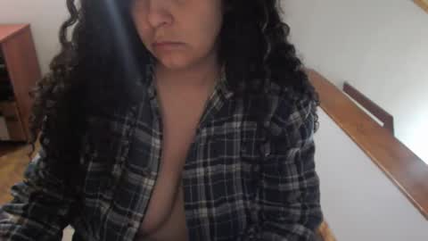 Snapshot of kara__gower chatting on January 2025 02:32:01 AM kara online show from January 2025 02:32:01 AM