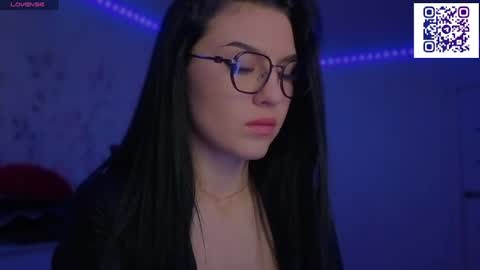 Snapshot of kara_life chatting on May 2026 03:23:02 AM kara_life online show from May 2026 03:23:02 AM
