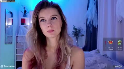 Julia online show from November 2025 09:39:01 PM