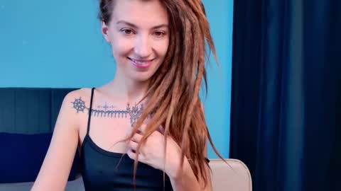 Snapshot of karatart chatting on October 2025 08:33:02 PM Kara online show from October 2025 08:33:02 PM