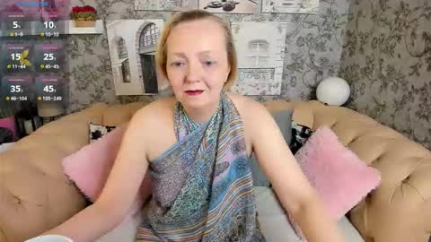 Karen online show from November 2025 09:19:02 AM