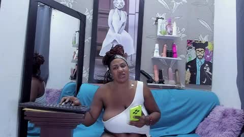 Karen online show from May 2026 12:40:02 AM