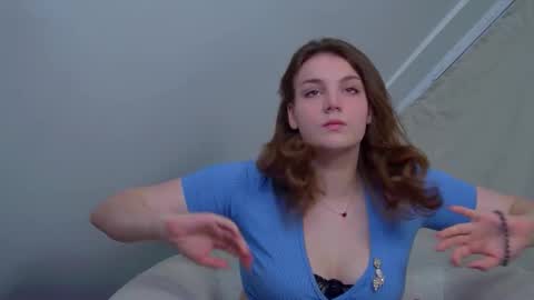 Karen online show from September 2025 06:30:02 PM