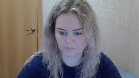 karennelsonx online show from November 2025 03:03:01 PM