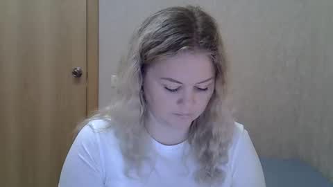 karennelsonx online show from May 2026 01:06:01 PM