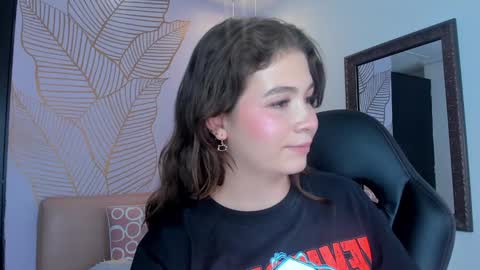 Karen online show from February 2025 08:57:01 PM