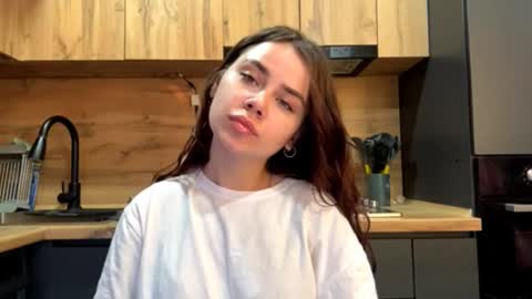 Snapshot of kareystutsman chatting on December 2025 04:29:02 AM kareystutsman online show from December 2025 04:29:02 AM