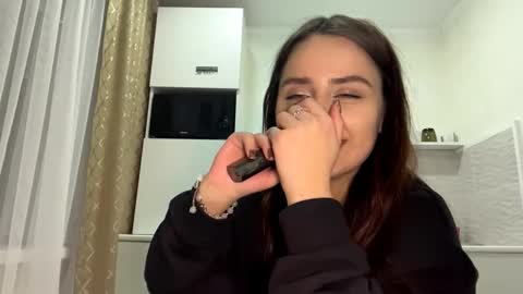 Snapshot of kareystutsman chatting on December 2025 07:44:01 PM kareystutsman online show from December 2025 07:44:01 PM