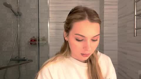 Snapshot of karibukrim chatting on March 2026 07:15:01 AM Kessy online show from March 2026 07:15:01 AM