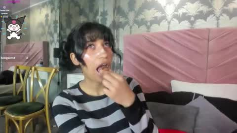 Karina online show from September 2025 07:06:02 PM