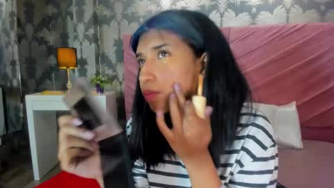 Karina online show from November 2025 07:25:02 PM