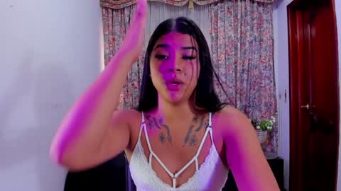 Karina online show from February 2025 01:40:02 PM