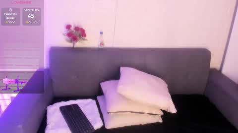 Kari online show from October 2025 11:18:02 AM