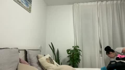 Karina online show from February 2025 06:32:02 PM