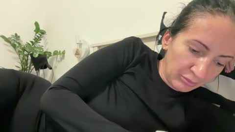 Karina online show from February 2026 03:54:02 PM