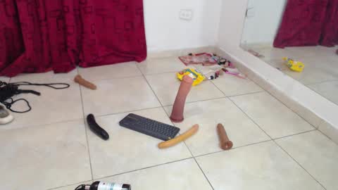 KarinaSimonz online show from February 2025 08:39:01 PM