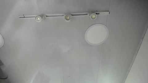 Karin online show from October 2025 11:33:02 AM