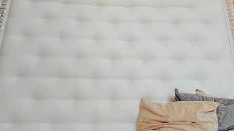 KARISSIA online show from October 2025 07:06:01 AM