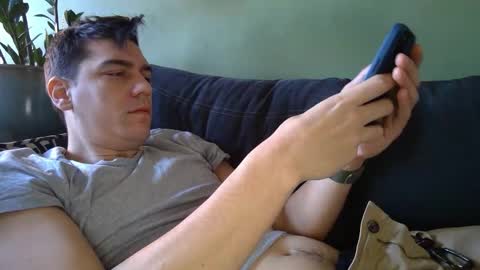 Snapshot of karl_mask chatting on December 2024 03:43:02 PM Karl online show from December 2024 03:43:02 PM