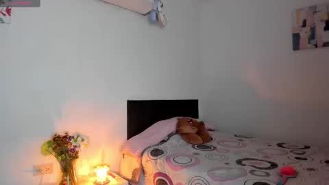 Snapshot of karla__1 chatting on February 2025 02:48:02 AM Ill be on at sunday see u Lynn  Could u help me to reach 100 Thmbs upp plssss   Independent girl 3 online show from February 2025 02:48:02 AM
