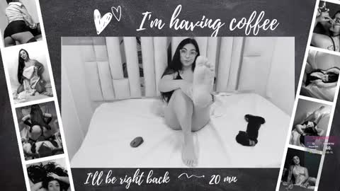 Karla  online show from November 2025 10:38:01 AM