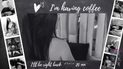 Karla  online show from December 2025 10:52:02 AM