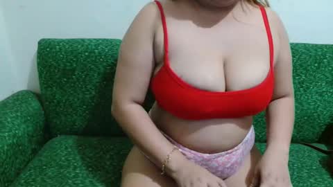 Snapshot of karla_me22 chatting on March 2026 10:26:01 AM karla_me22 online show from March 2026 10:26:01 AM