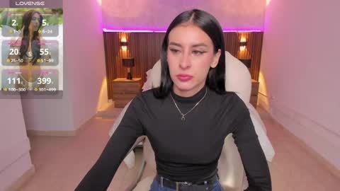 Snapshot of karlaa_james chatting on April 2026 11:01:01 AM Karlaa online show from April 2026 11:01:01 AM